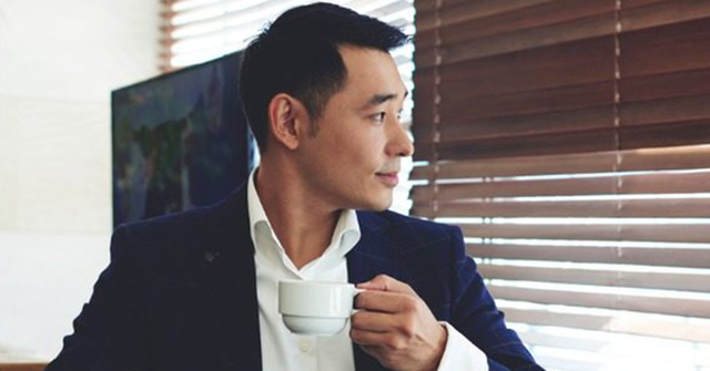 Mr. Hoang - Coffee shop owner