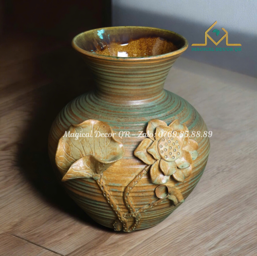 Emerald Lotus Vase