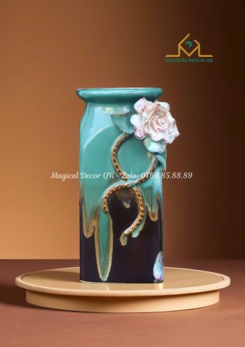 Flower vase products