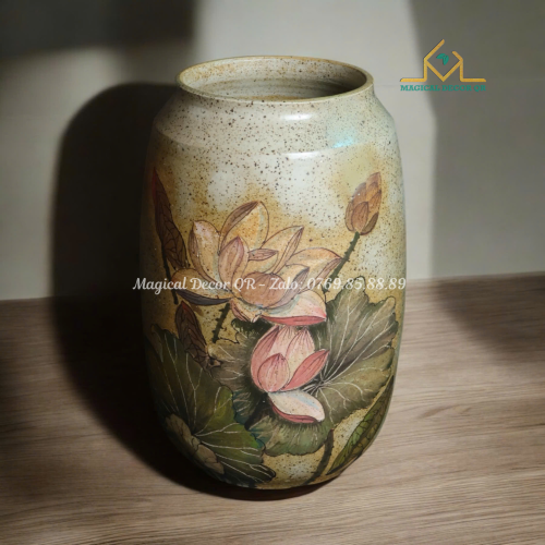 Lotus hand-held vase s3