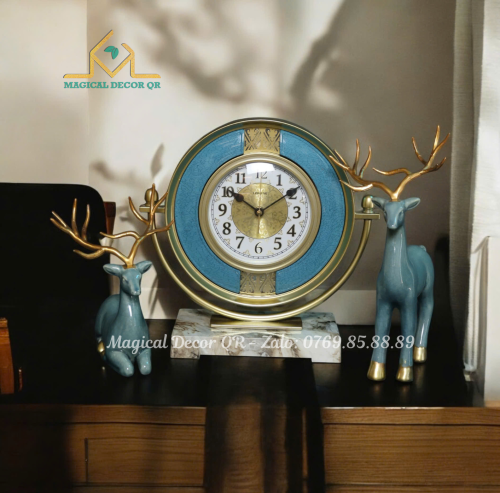 Green deer disc clock set