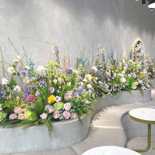 Beautiful space – A wordless invitation for customers to return to the cafe