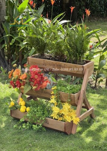 3-tier flower shelf - wood