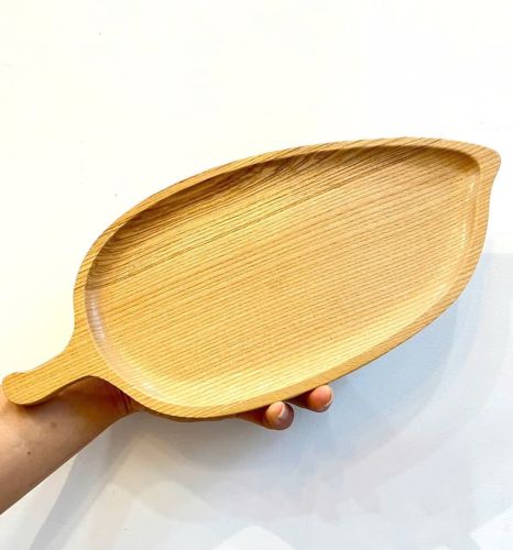 Leaf-shaped wooden tray